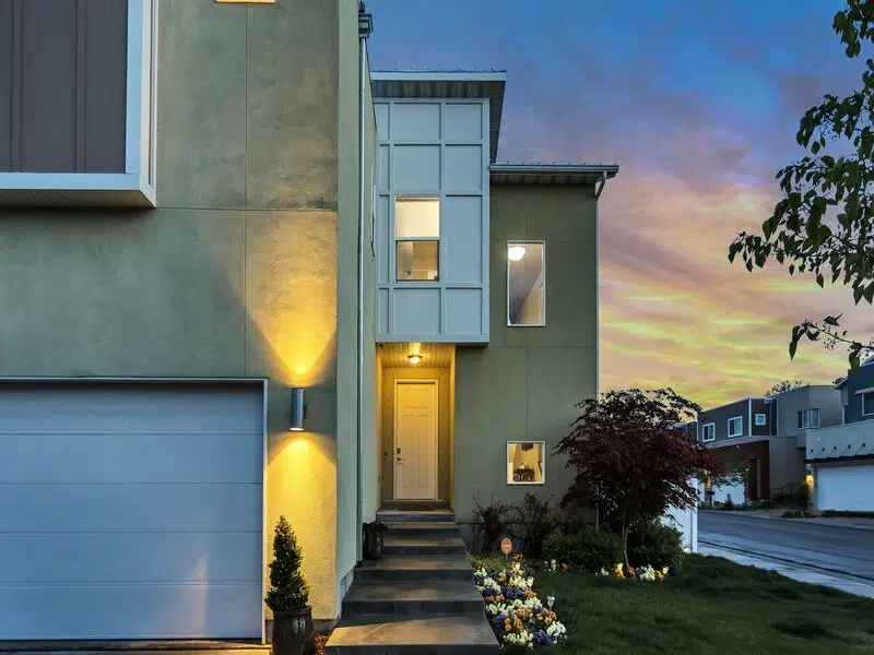 custom home builder